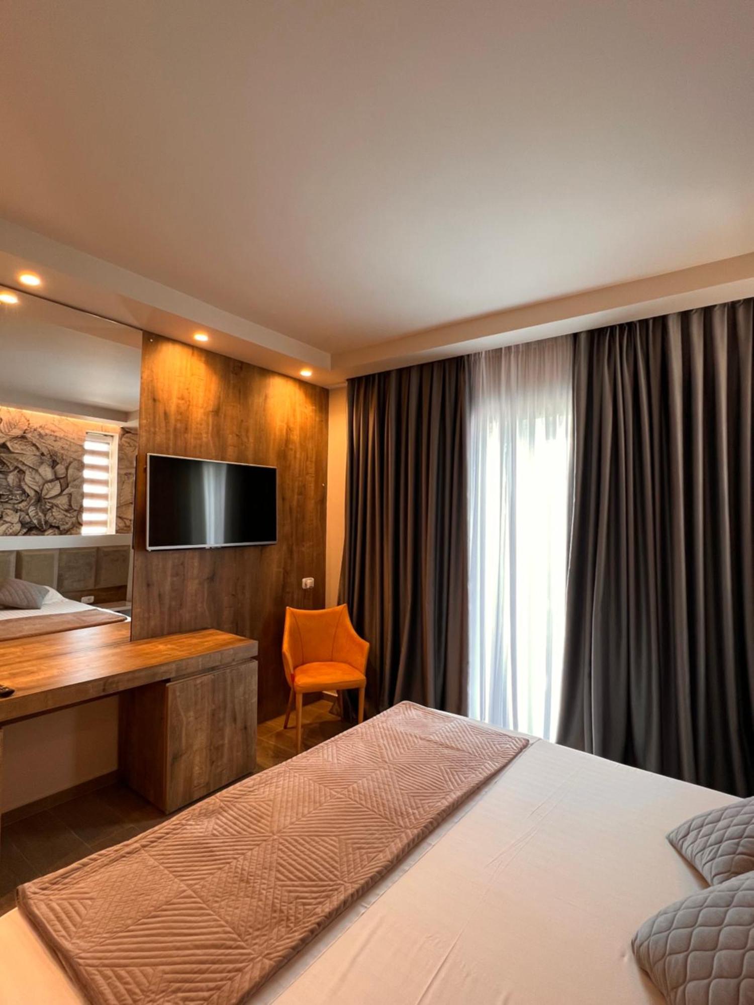 Hotel Kristera Kanine Esterno foto